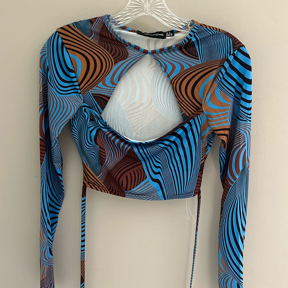Pretty little thing long sleeve belly shirt elastane stretchy fitted womens 4